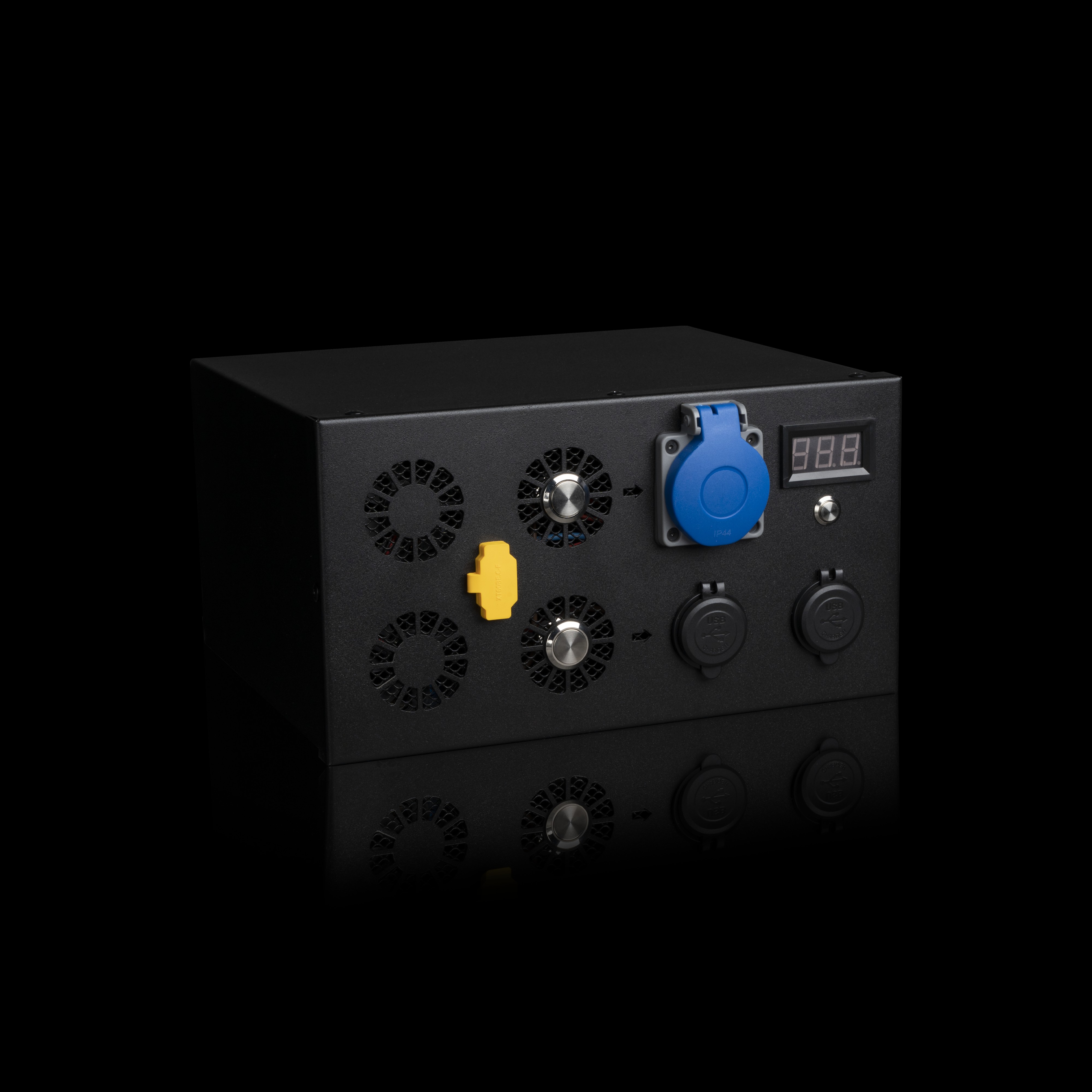 Портативні зарядні станції ЛЮТИЙ POWER Модель “У”